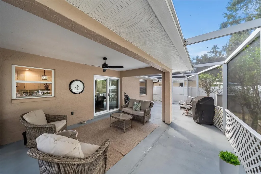 2030 Old Trevor Way Sarasota FL 34232