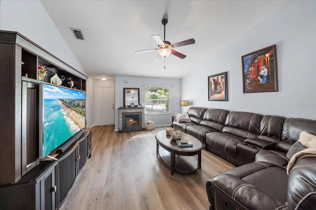 2030 Old Trevor Way Sarasota FL 34232