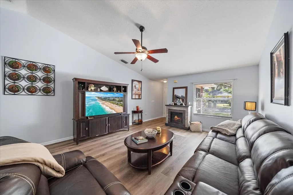 2030 Old Trevor Way Sarasota FL 34232