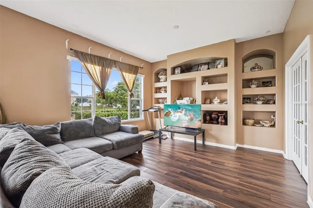 2530 Sand Arbor Circle Orlando FL 32824