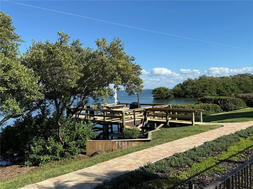 1515 Pinellas Bayway S St Petersburg FL 33715
