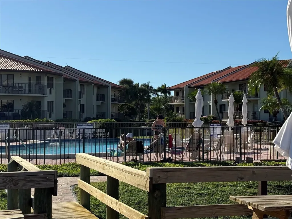 1515 Pinellas Bayway S St Petersburg FL 33715