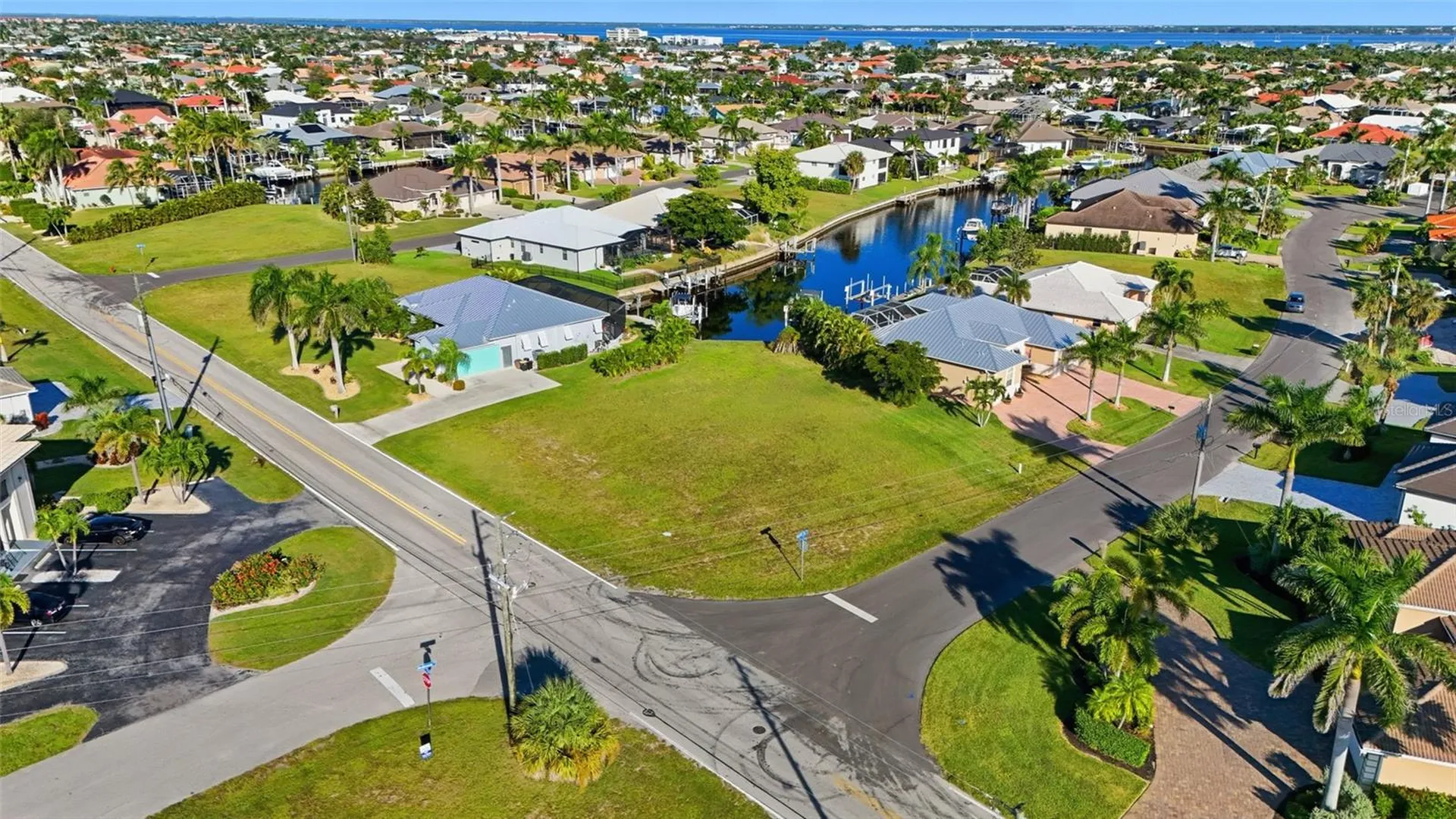 600 Via Tripoli Punta Gorda FL 33950