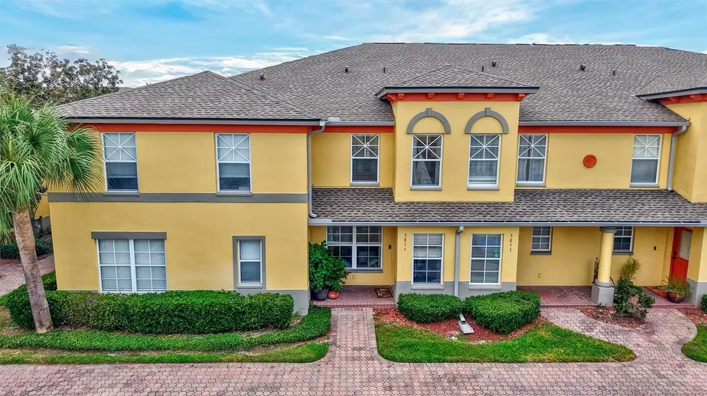 3855 Island Way St Petersburg FL 33705