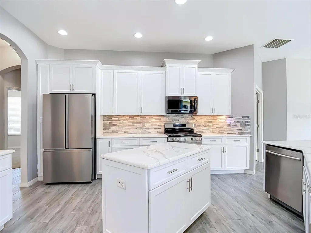 16224 Ivy Lake Drive Odessa FL 33556