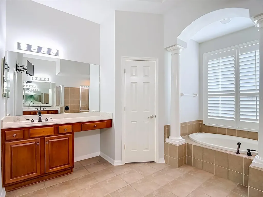 16224 Ivy Lake Drive Odessa FL 33556