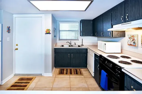 1571 S Atlantic Avenue New Smyrna Beach FL 32169