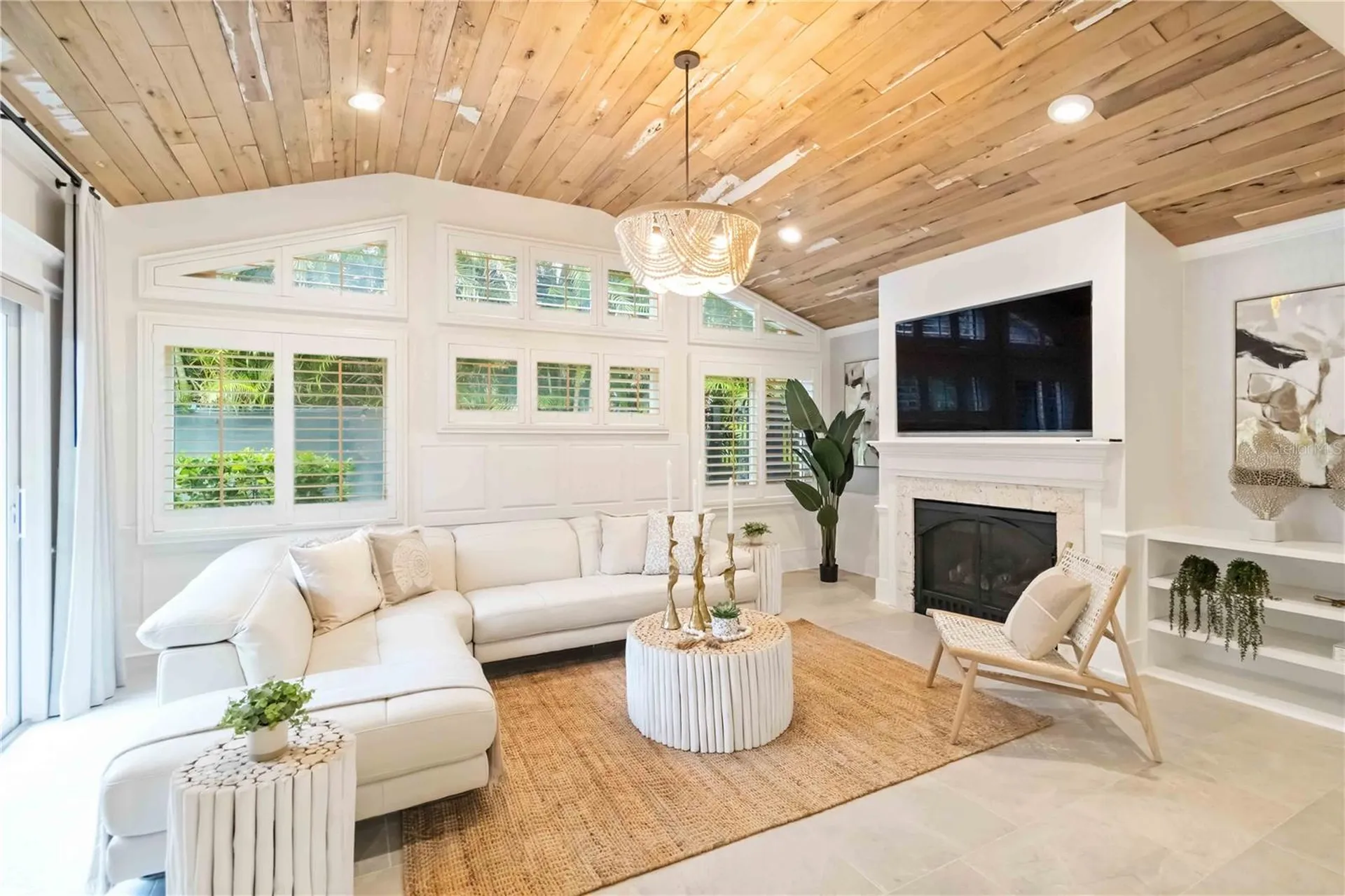 499 Partridge Circle Sarasota FL 34236