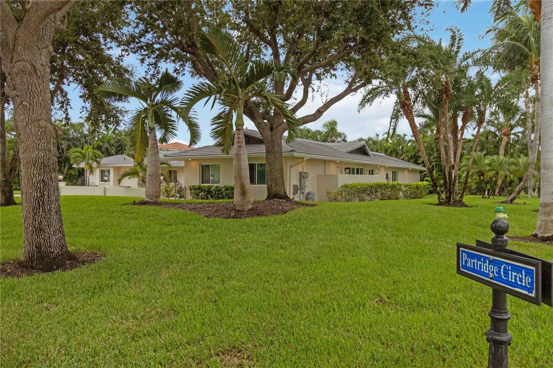 499 Partridge Circle Sarasota FL 34236