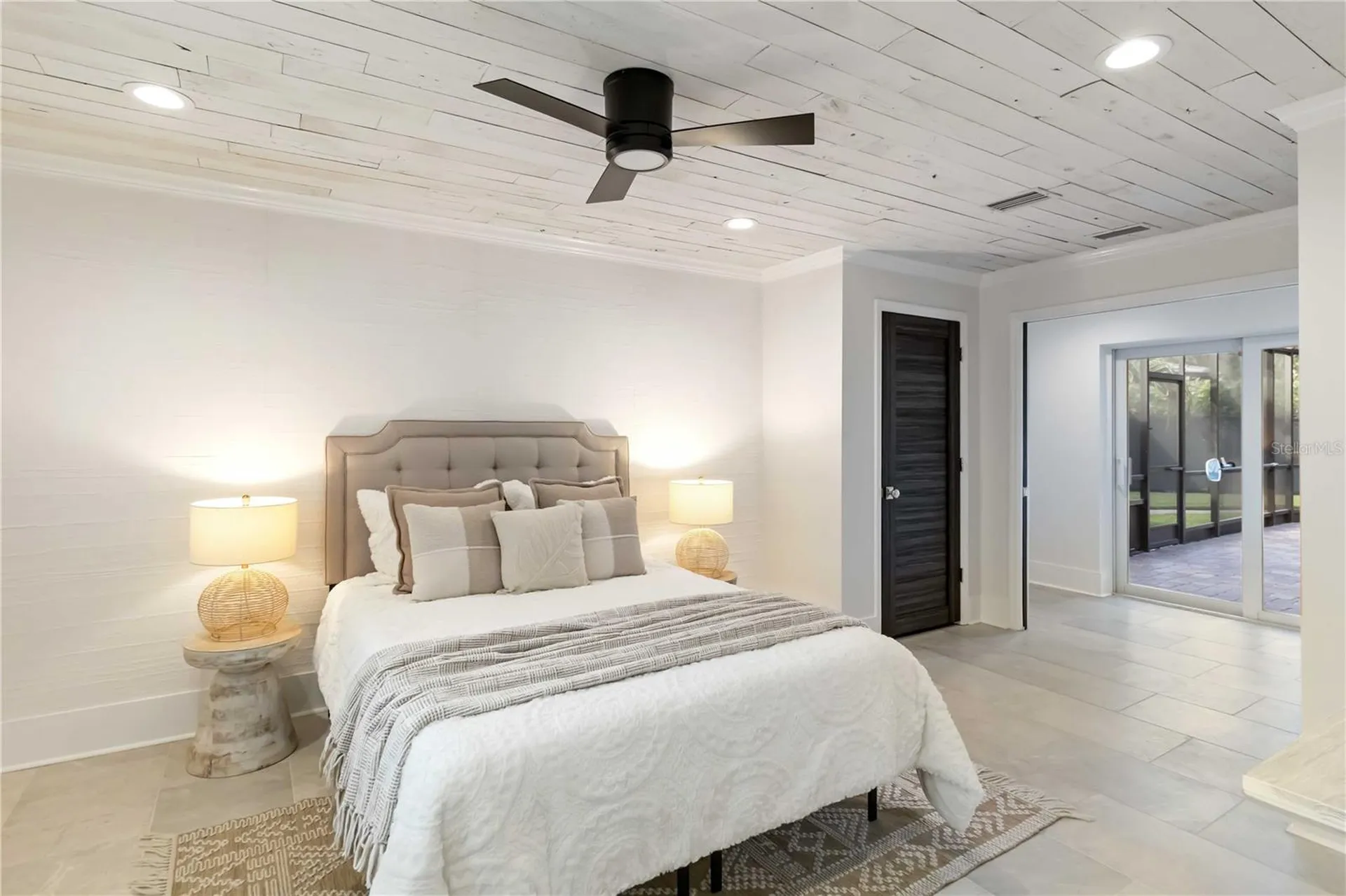 499 Partridge Circle Sarasota FL 34236