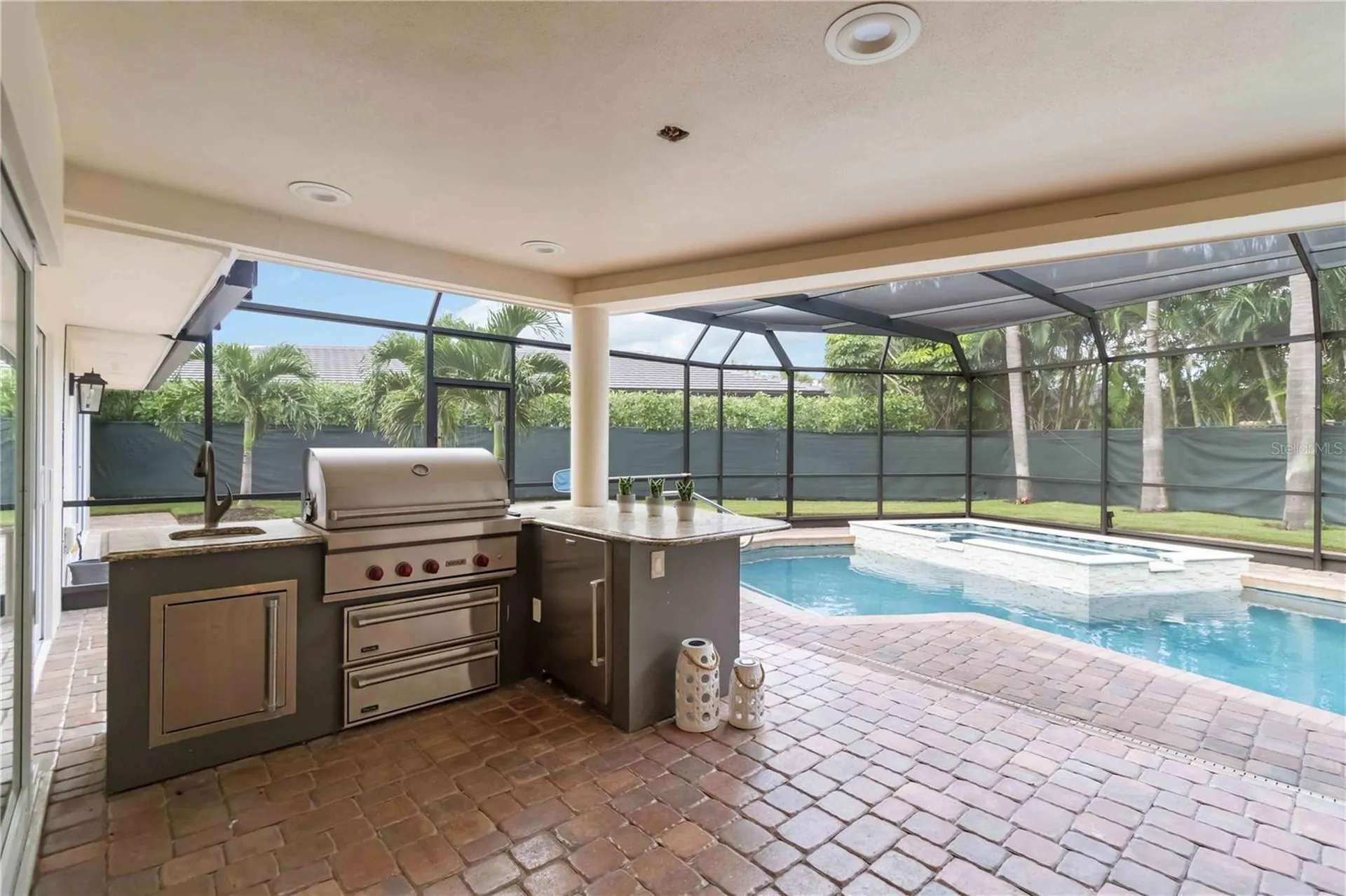 499 Partridge Circle Sarasota FL 34236