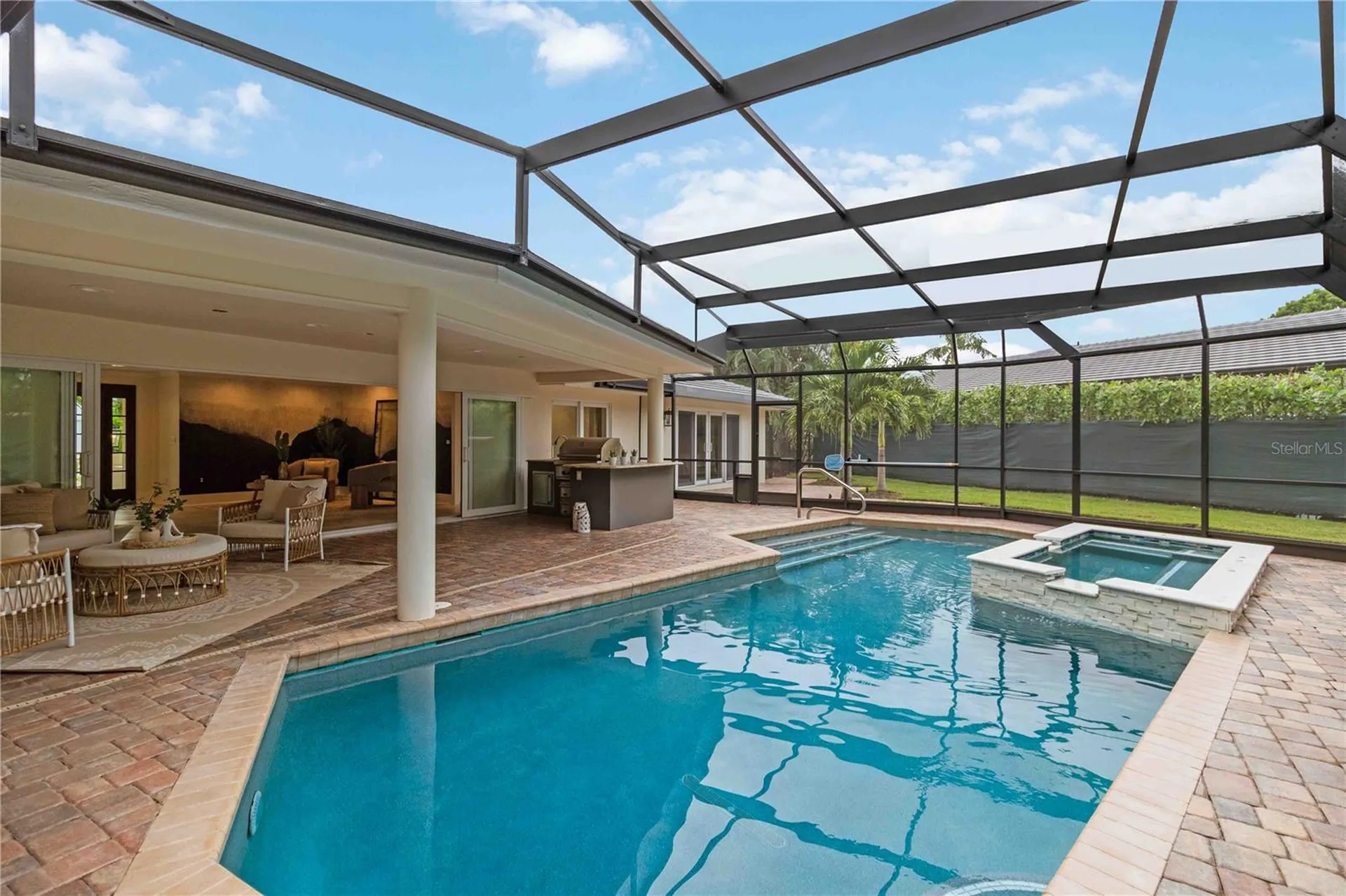 499 Partridge Circle Sarasota FL 34236