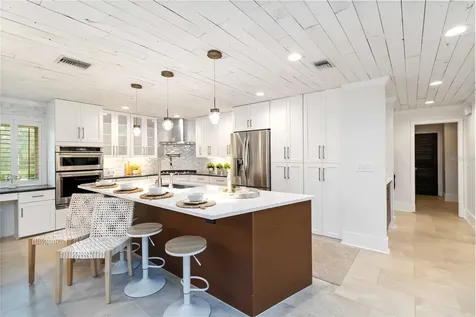 499 Partridge Circle Sarasota FL 34236