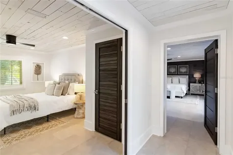 499 Partridge Circle Sarasota FL 34236