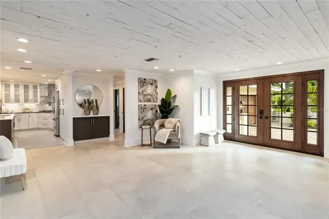 499 Partridge Circle Sarasota FL 34236