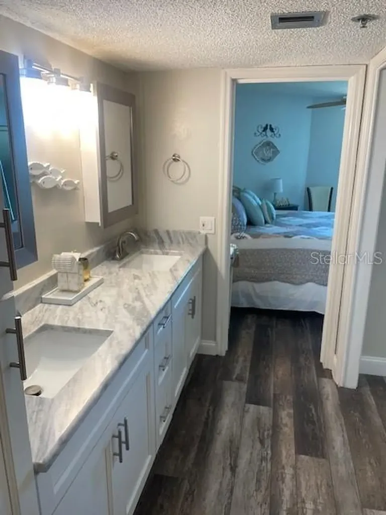 690 Island Way Clearwater Beach FL 33767