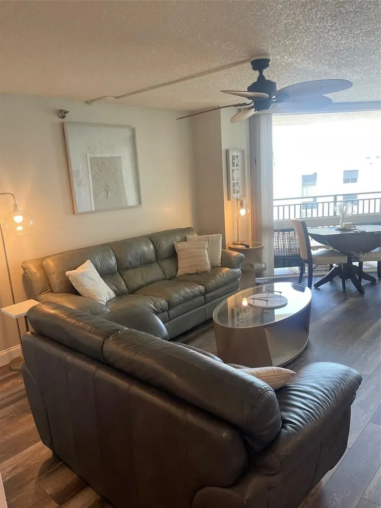 690 Island Way Clearwater Beach FL 33767