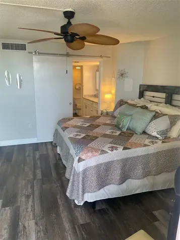 690 Island Way Clearwater Beach FL 33767