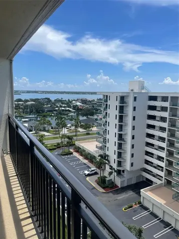 690 Island Way Clearwater Beach FL 33767