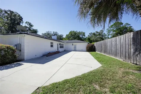 1117 NW 51st Terrace Gainesville FL 32605