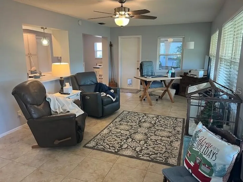 3902 97th Avenue N Pinellas Park FL 33782