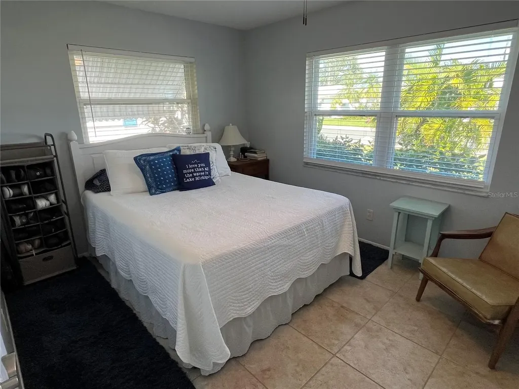3902 97th Avenue N Pinellas Park FL 33782