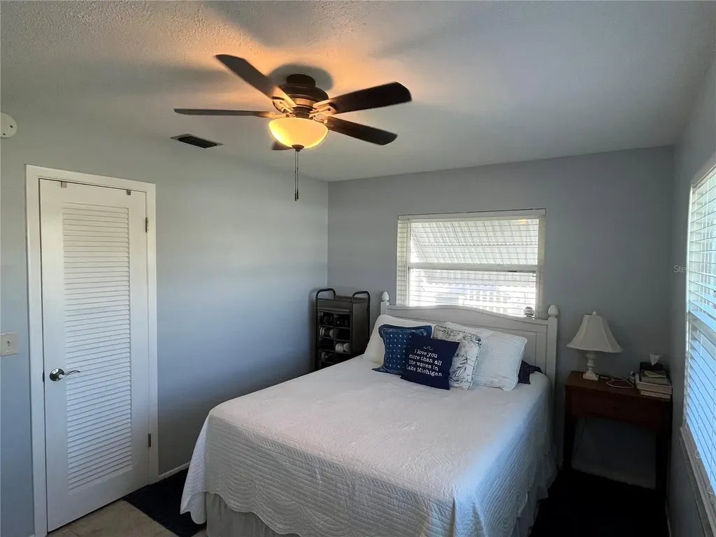 3902 97th Avenue N Pinellas Park FL 33782