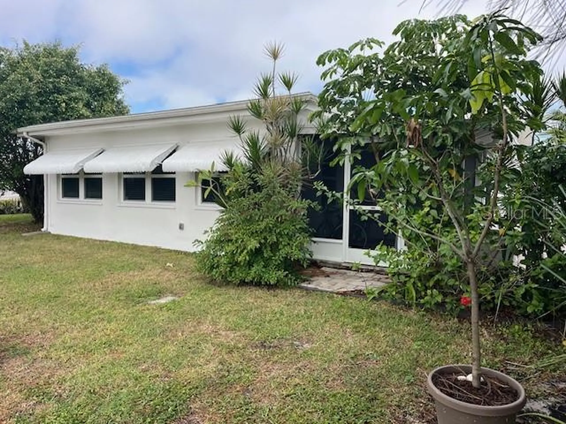 3902 97th Avenue N Pinellas Park FL 33782