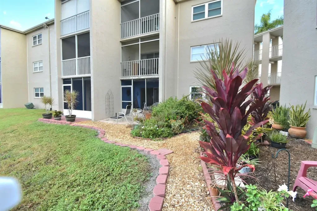 948 Virginia Street Dunedin FL 34698