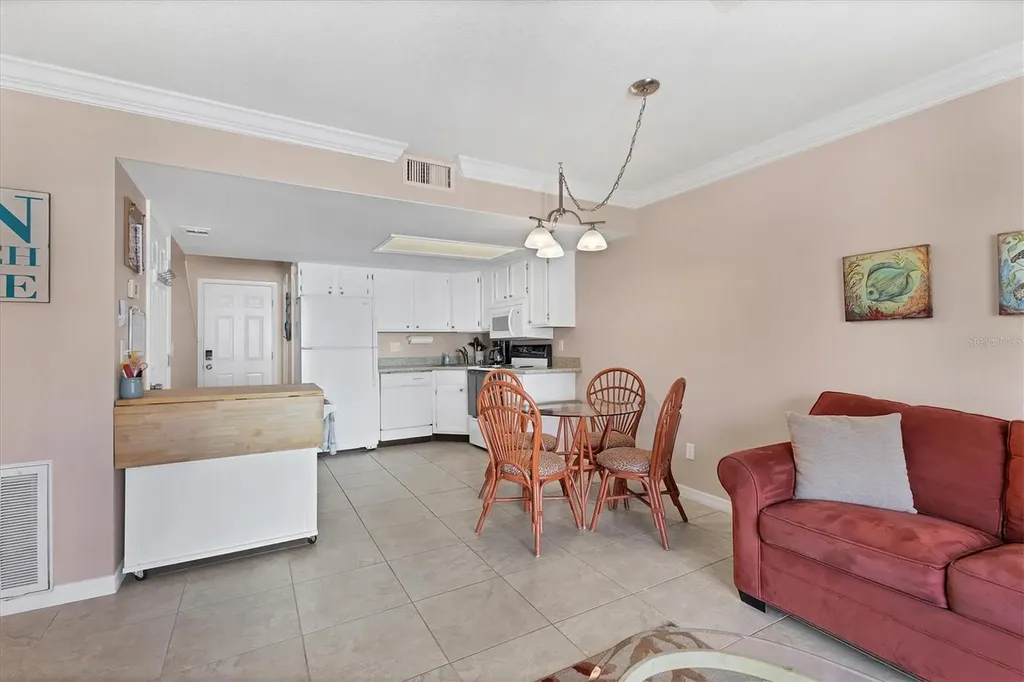 3400 6th Avenue Holmes Beach FL 34217