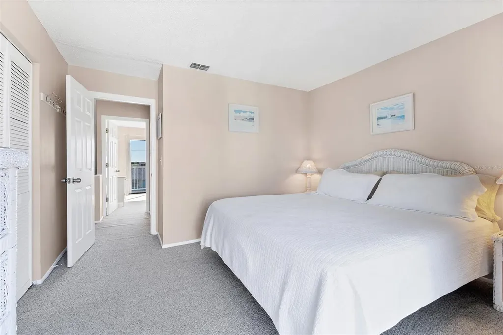 3400 6th Avenue Holmes Beach FL 34217