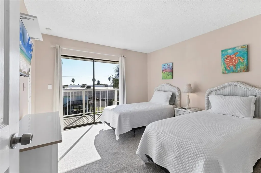 3400 6th Avenue Holmes Beach FL 34217