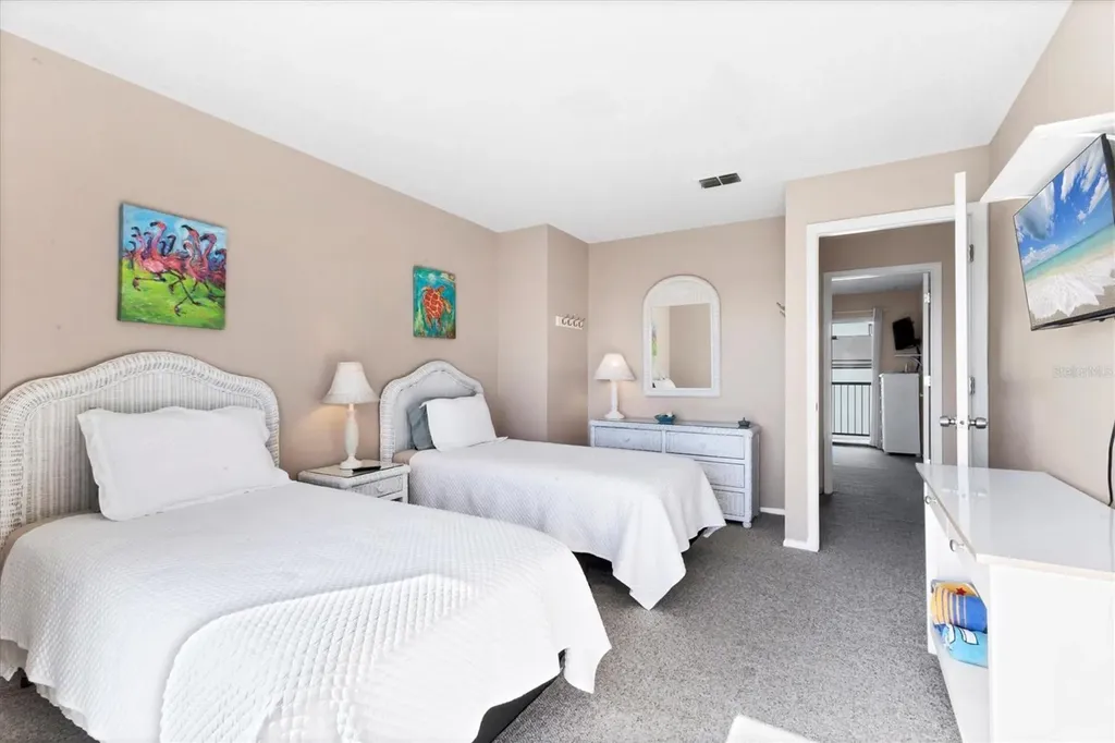 3400 6th Avenue Holmes Beach FL 34217