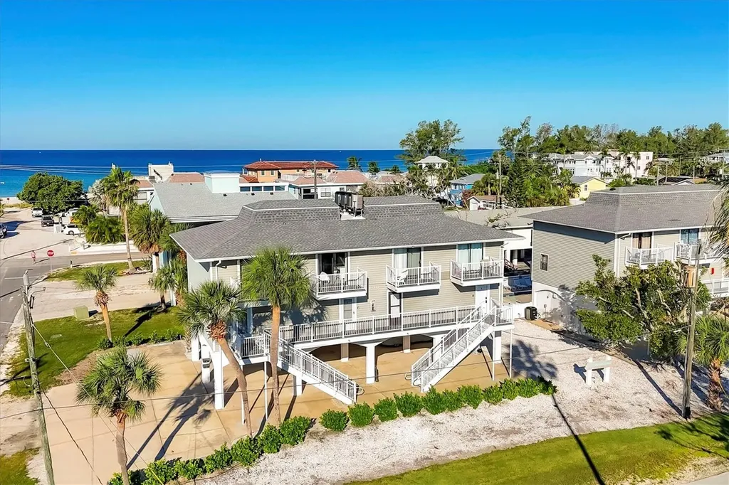 3400 6th Avenue Holmes Beach FL 34217