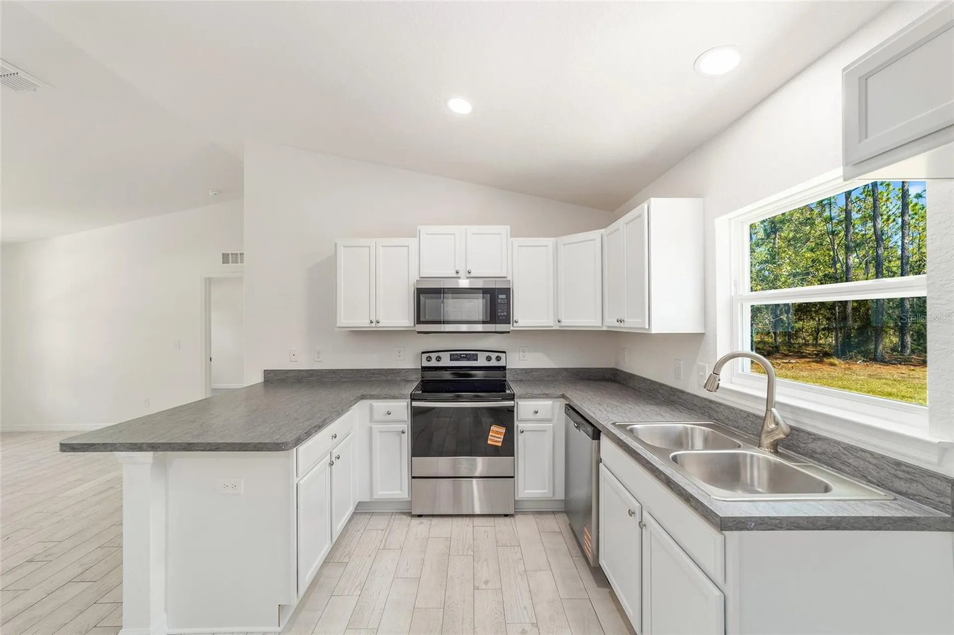 284 SW Commodore Road Dunnellon FL 34431