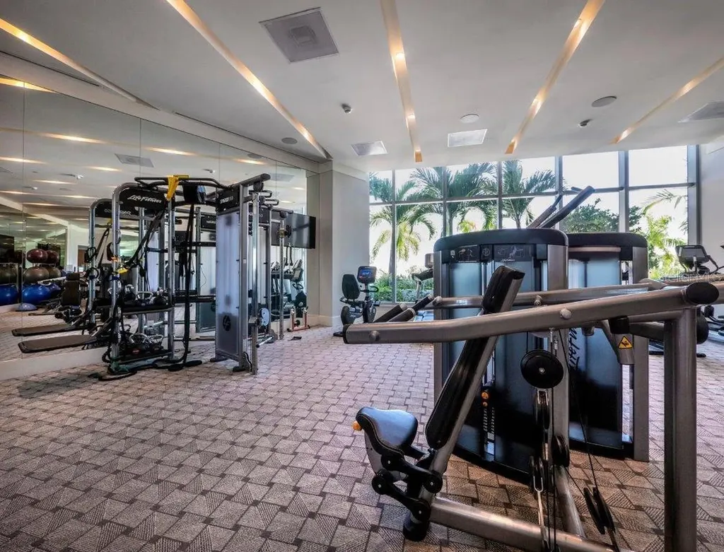 1155 N Gulfstream Avenue Sarasota FL 34236