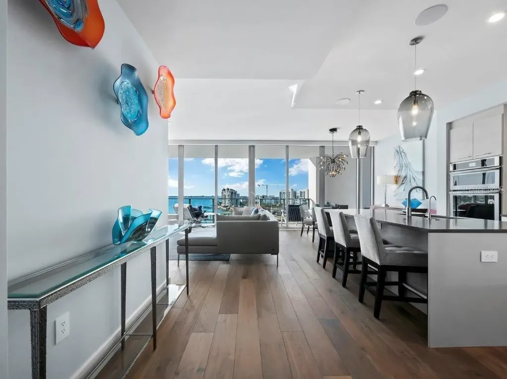 1155 N Gulfstream Avenue Sarasota FL 34236