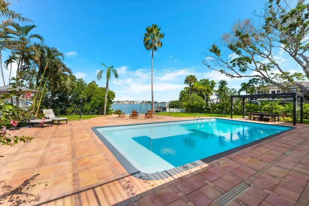 16895 1st Street E North Redington Beach FL 33708