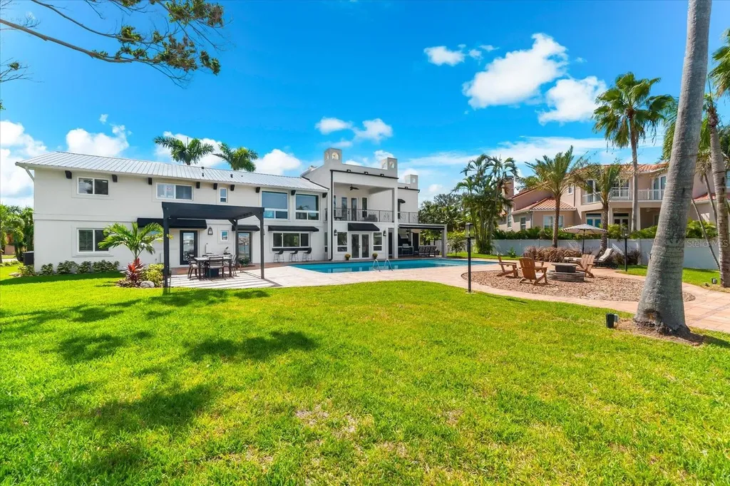 16895 1st Street E North Redington Beach FL 33708