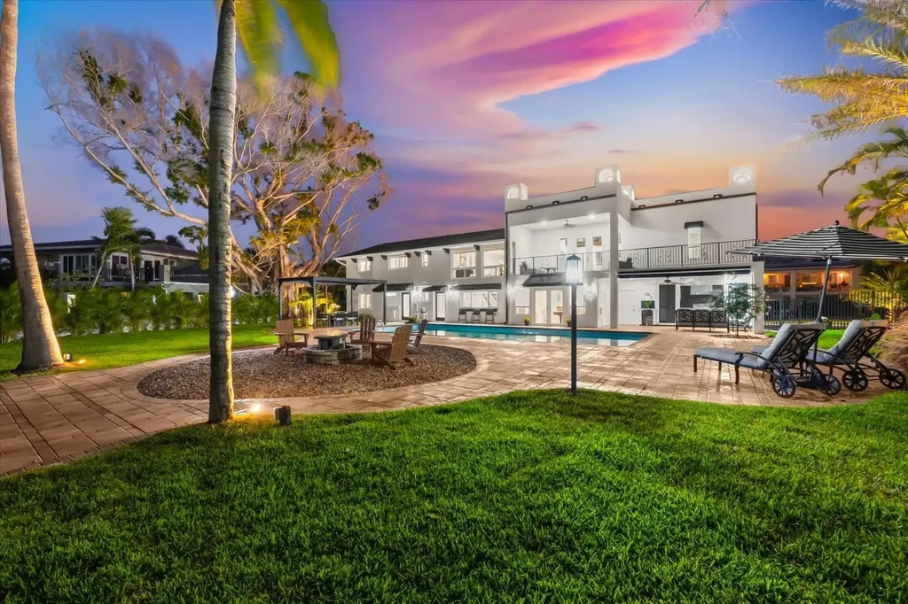 16895 1st Street E North Redington Beach FL 33708
