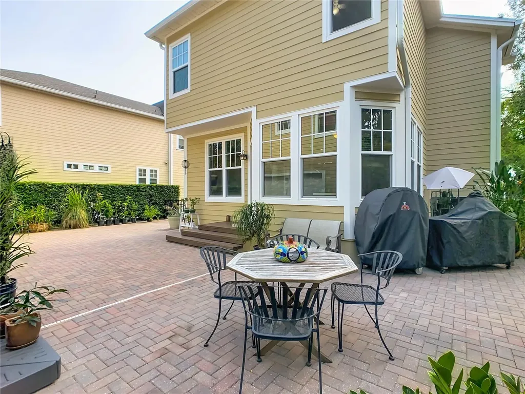 1101 Banks Rose Court Celebration FL 34747