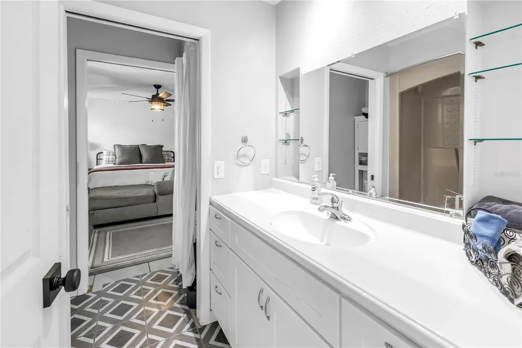 4078 Groveland Avenue Sarasota FL 34231