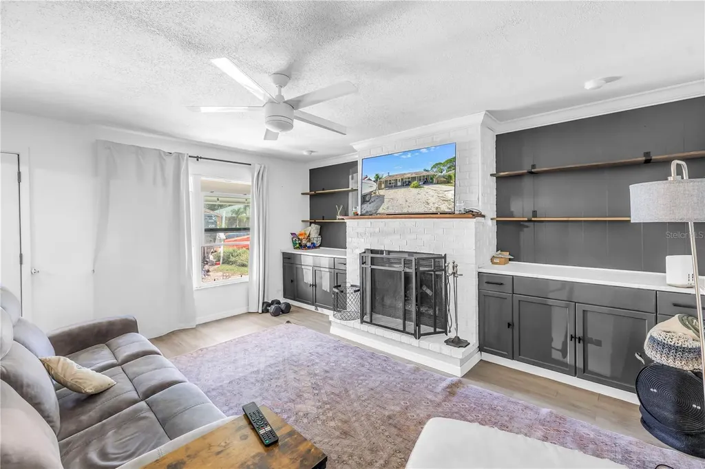 4078 Groveland Avenue Sarasota FL 34231