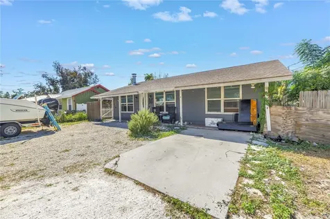 4078 Groveland Avenue Sarasota FL 34231