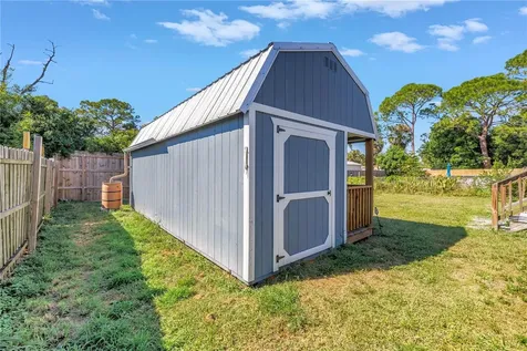 4078 Groveland Avenue Sarasota FL 34231