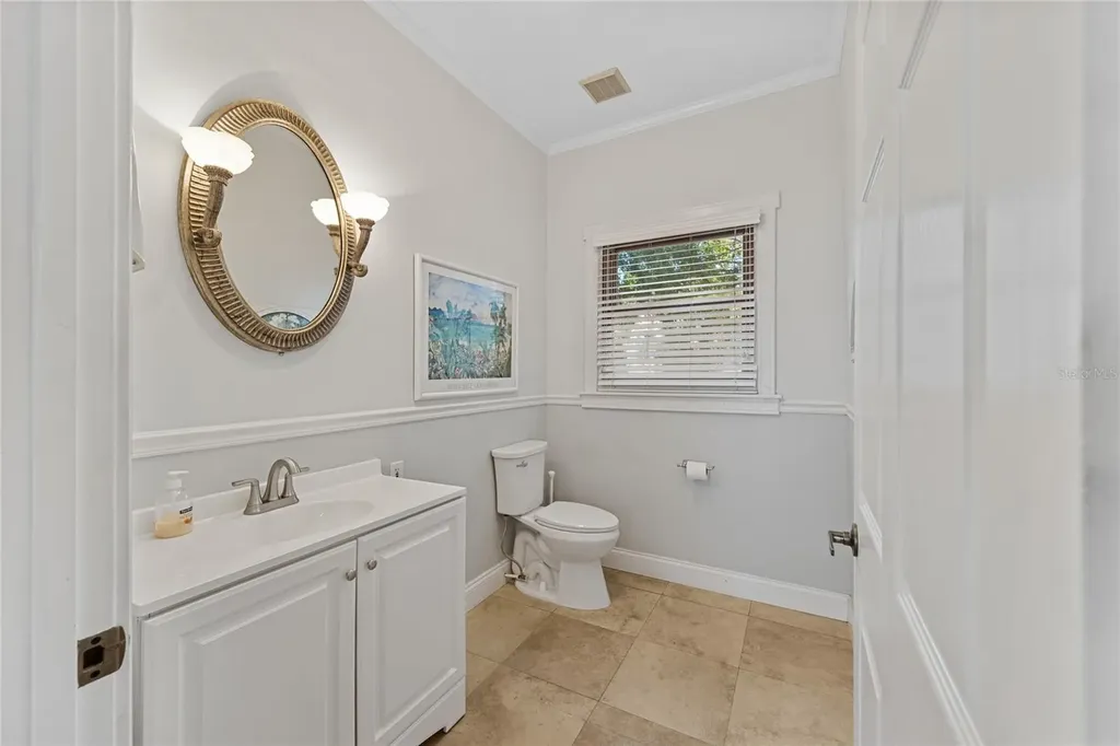 272 W Warren Avenue Longwood FL 32750