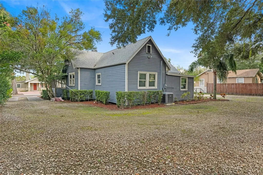 272 W Warren Avenue Longwood FL 32750