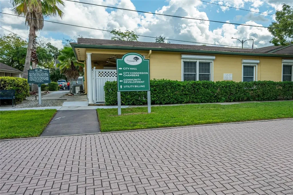 272 W Warren Avenue Longwood FL 32750