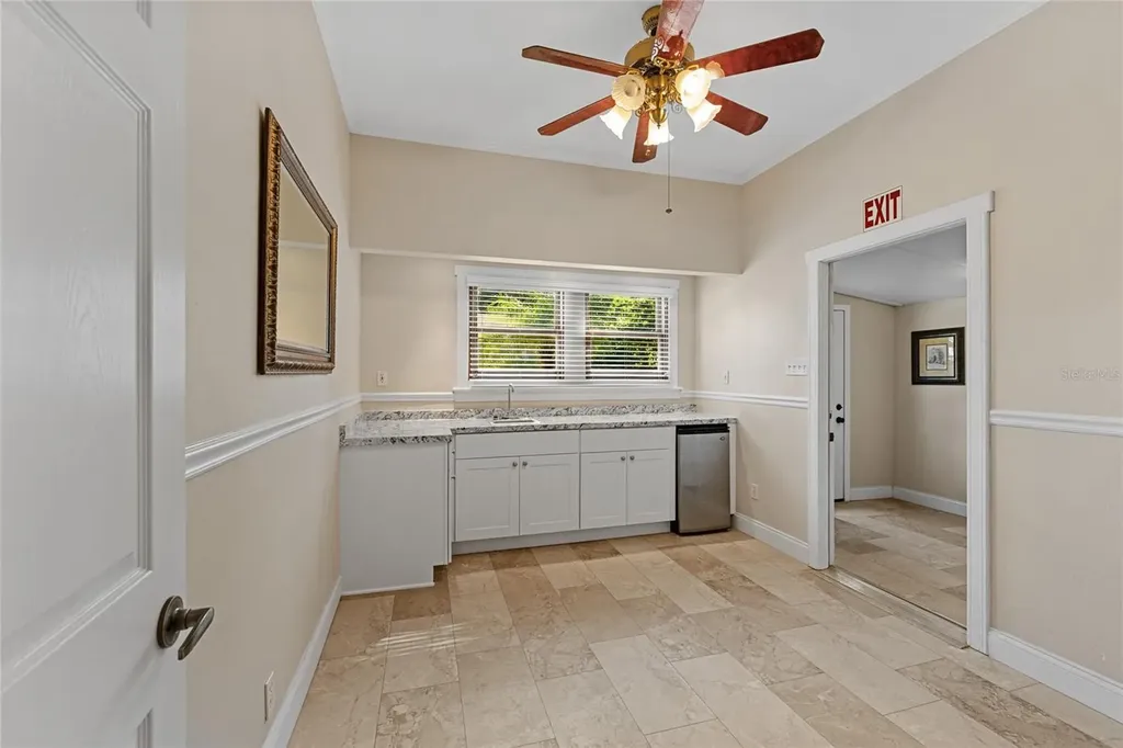 272 W Warren Avenue Longwood FL 32750
