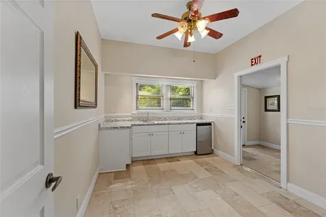 272 W Warren Avenue Longwood FL 32750